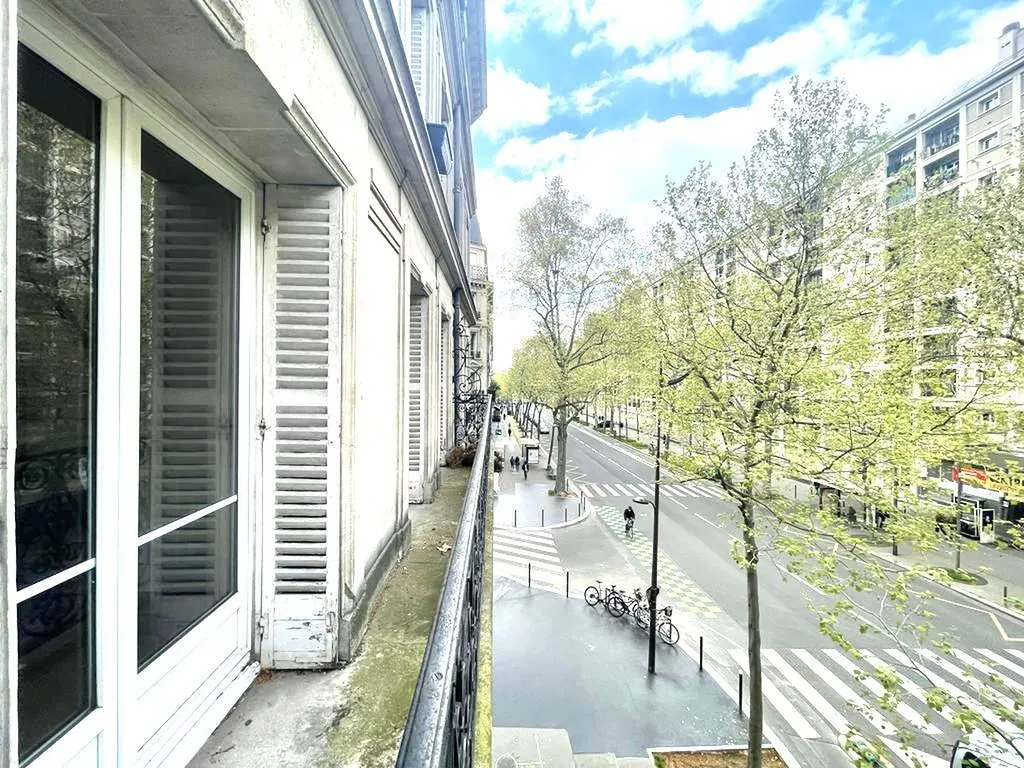 75012 5 Pièces à vendre avec balcon