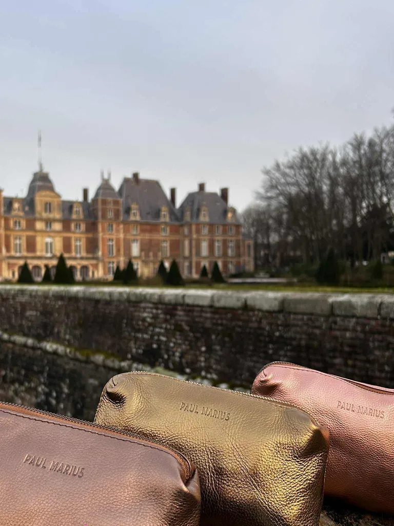 Trousse en cuir Adèle Paul Marius disponible chez Evasion Eu