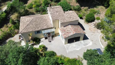 Maison 9 pièce(s) 6 chambre(s) 220 m² Vidauban (83550)