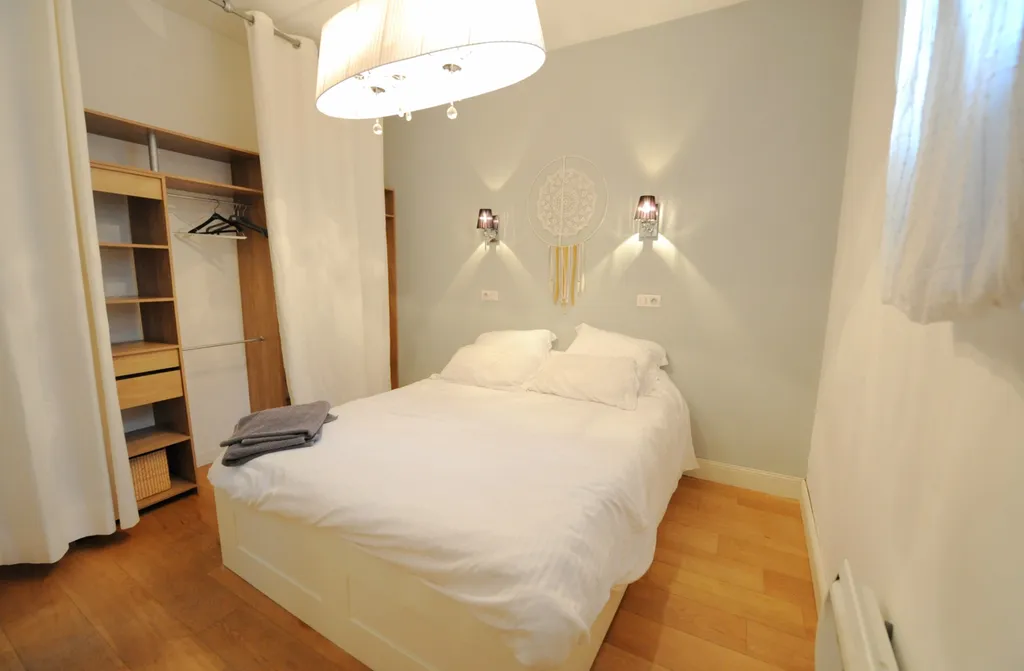 Avignon Intra-Muros, maison avec toit terrasse et garage à vendre   