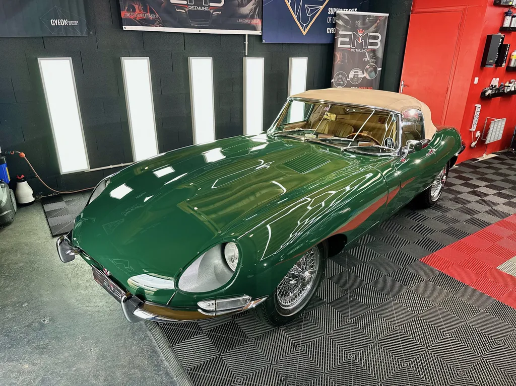 Detailing auto ouest lyonnais proche Limonest spécialisé Jaguar