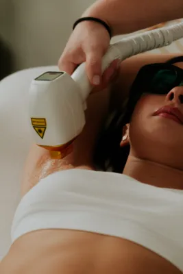 Découvrez une épilation laser efficace, sécurisée et à prix accessibles chez DERMA SUD à Castanet-Tolosan et bientôt Saint-Orens, proche de Toulouse.