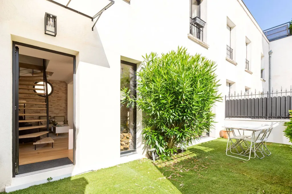 A vendre : Très belle maison de ville - Courbevoie 92400