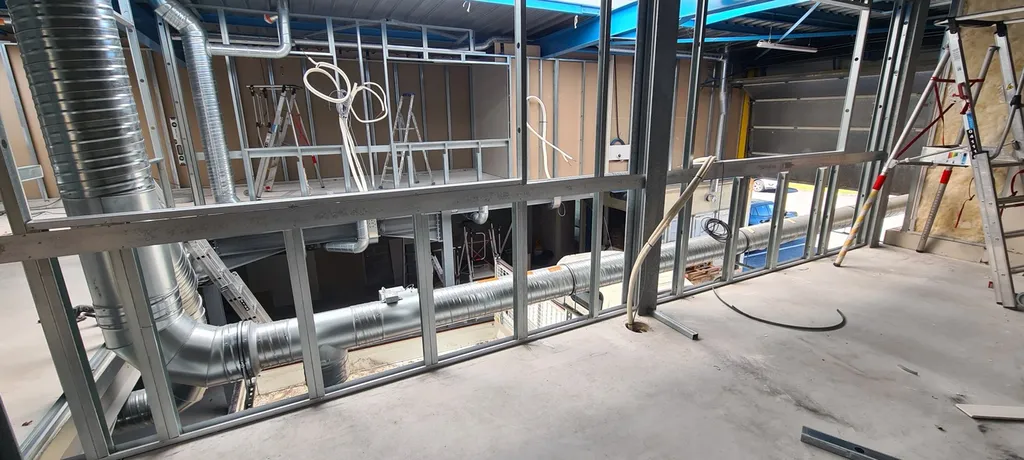 Tarif pour transformer un local industriel en bureaux à Pessac