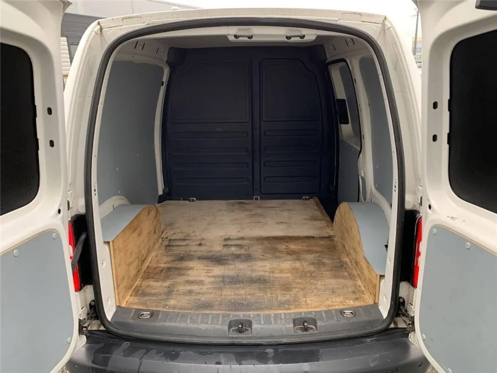 Vente d'occasion d'utilitaires Volkswagen Caddy 1.6 CR TDI secteur Bolbec en Seine-Maritime