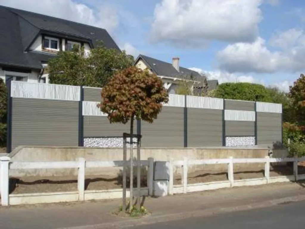 Création d'une clôture originale et design au Havre 76