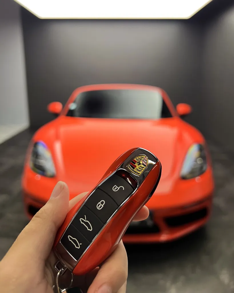 Entretien extérieur et lustrage brillance : DSP Service redonne vie à une 718 Boxster S