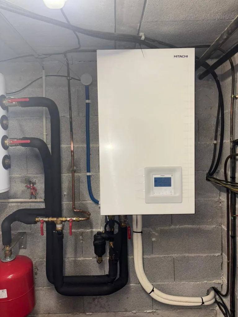 Pompe à chaleur Yutaki S 2.0 installée à Ceyreste dans les Bouches du Rhône