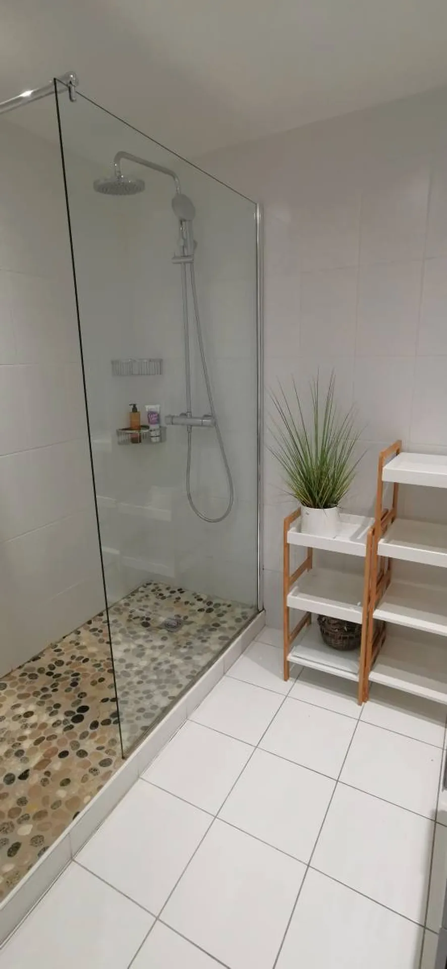 Appartement T3 Cassis  avec terrasse dans résidence sécurisée au centre de Cassis