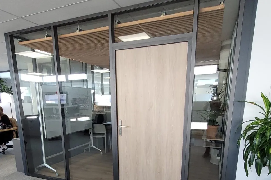 Expert en aménagement intérieur sur-mesure, Bruno Agencements accompagne les professionnels pour l’agencement de bureaux, commerces et espaces professionnels autour de Montpellier