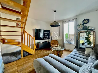 Le Vésinet Centre superbe appartement avec une terrasse 3 chambres possible d'en faire 4.