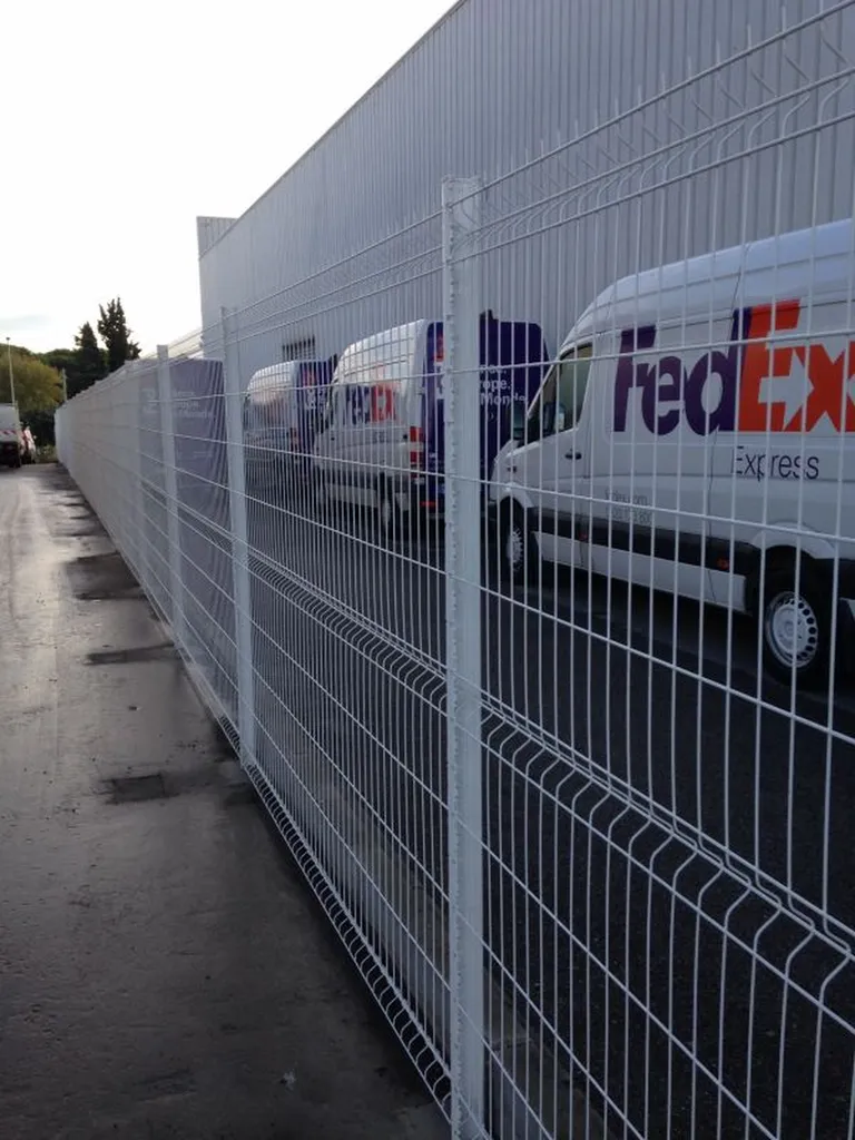 clôture sur vitrolles