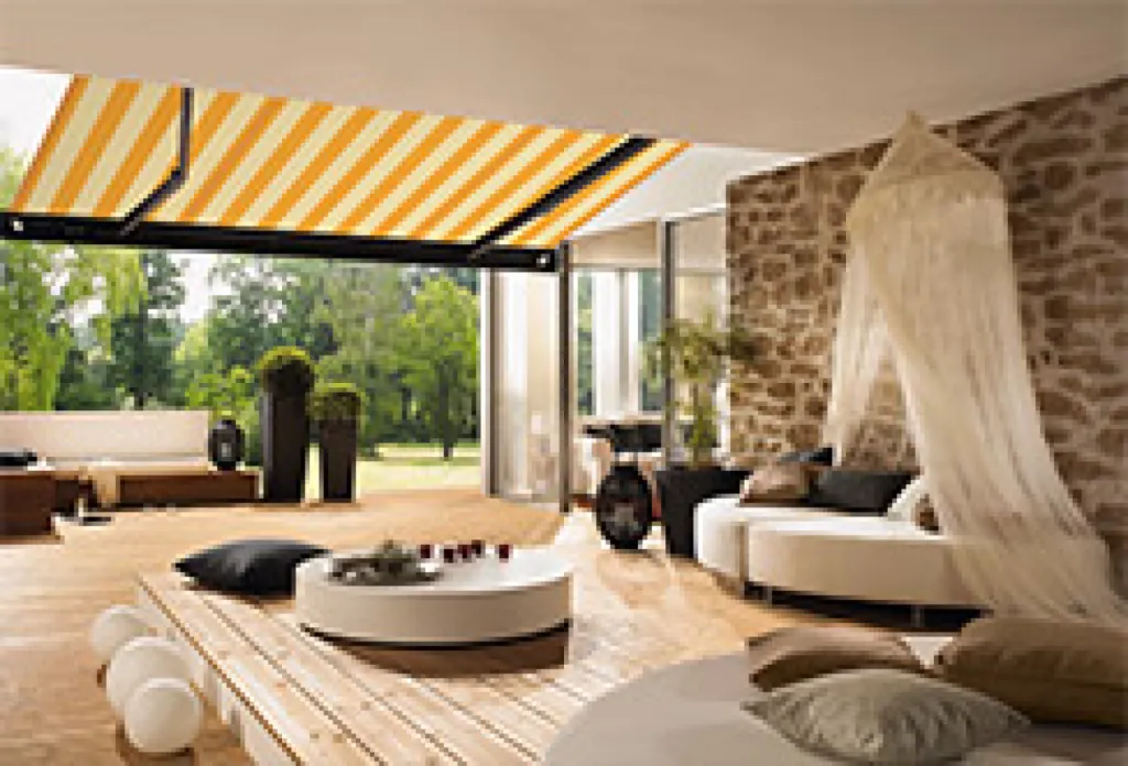 Store banne sur mesure pour balcon