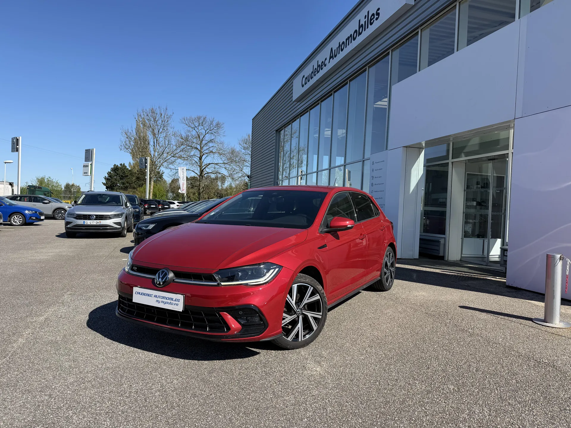 Volkswagen Polo R-Line d'occasion récente à vendre proche du Havre : la citadine sportive idéale chez Caudebec Automobiles