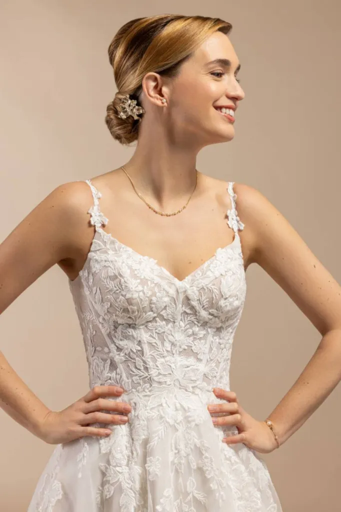 robe de mariée avec corset à Marseille