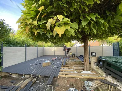Création d’une terrasse en composite et pose de claustra à Samoreau