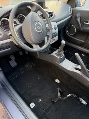 Nettoyage intérieur complet de voiture à Saint-Etienne