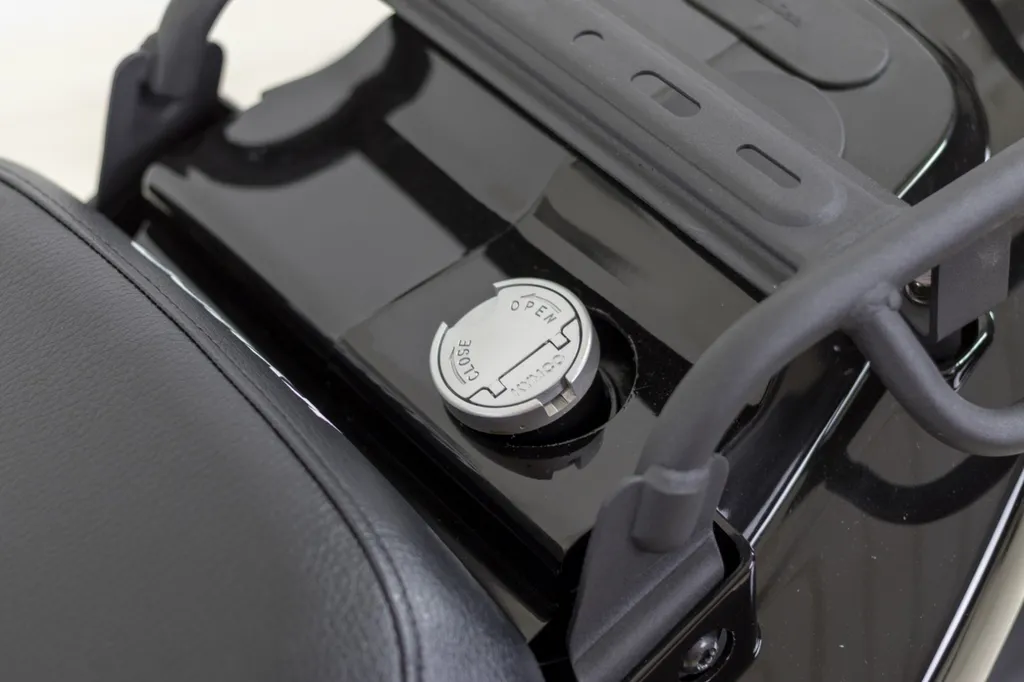 Scooter KYMCO NEW AGILITY 50 DELIVERY : réservoir