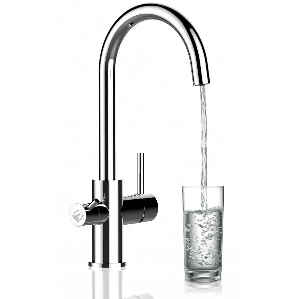 Boire de l'eau filtrée directement en sortie de robinet