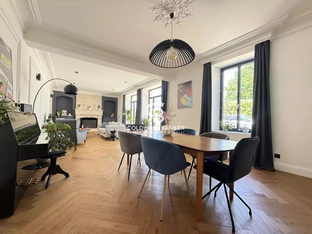 acheter une maison ancienne rénovée avec grand garage et jardin proche circuit des 24 Heures du Mans
