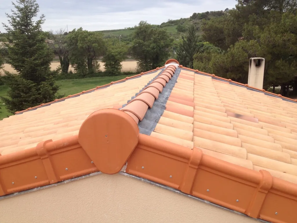 faitage et rive sur aix en provence