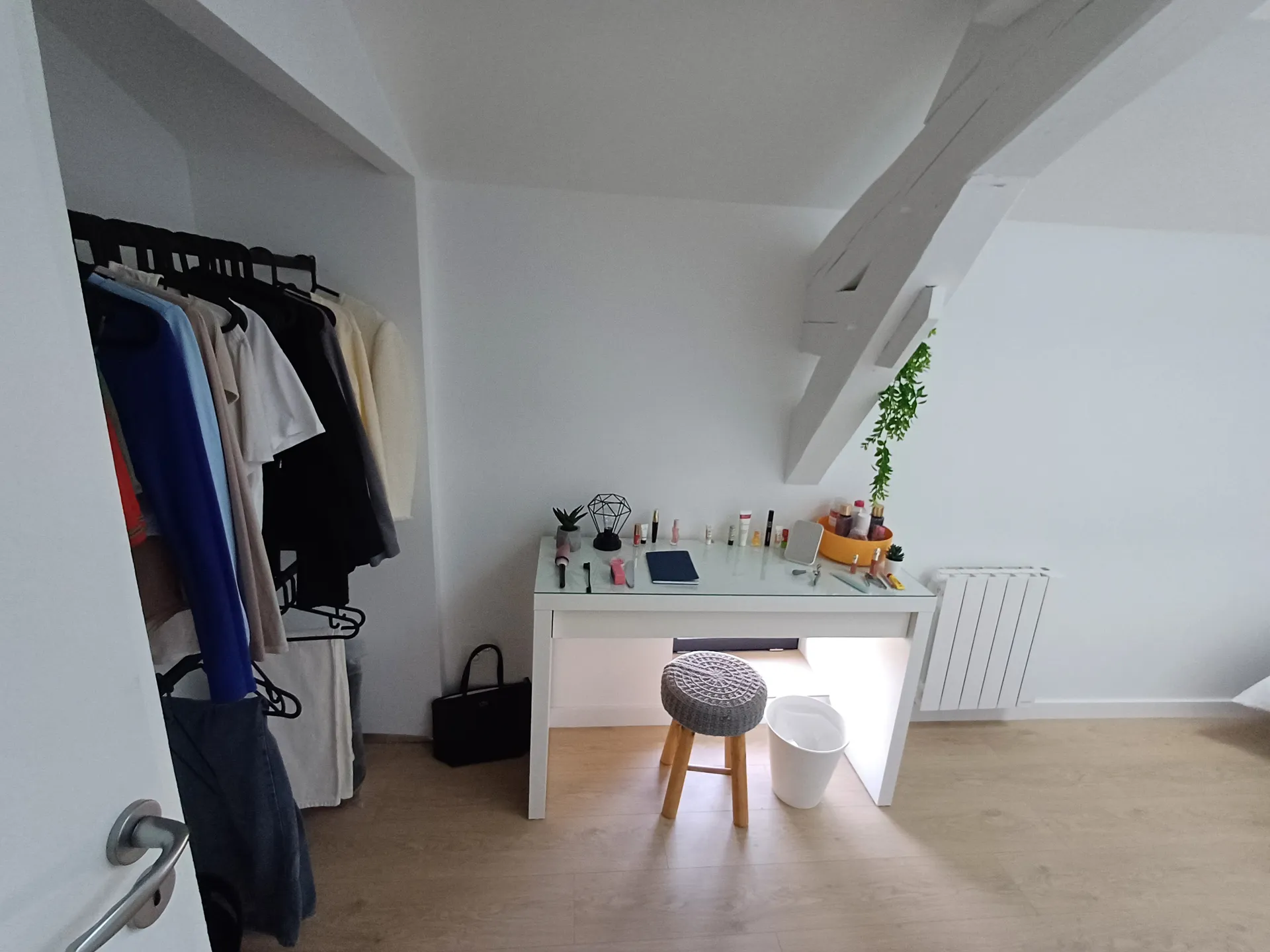 Combles rénovés et isolés à Villefranche-sur-Saône (Rhône – 69) avec optimisation des volumes sous toiture