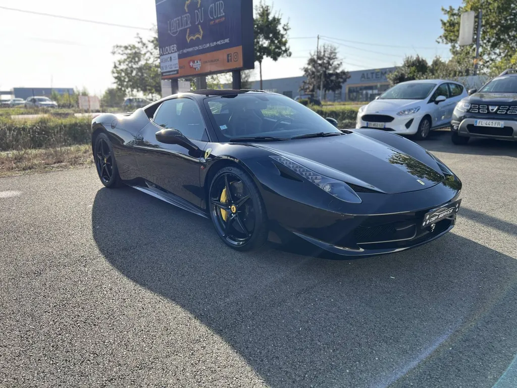 Redonner la brillance d'origine à sa Ferrari 458 Italia grâce au lustrage One-step - Le Mans 72