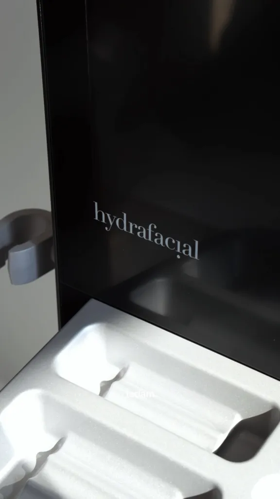Soin visage Hydrafacial – Nettoyage profond et éclat immédiat chez Mage Studio Toulouse- technologie brevetée mondiale- soin profond