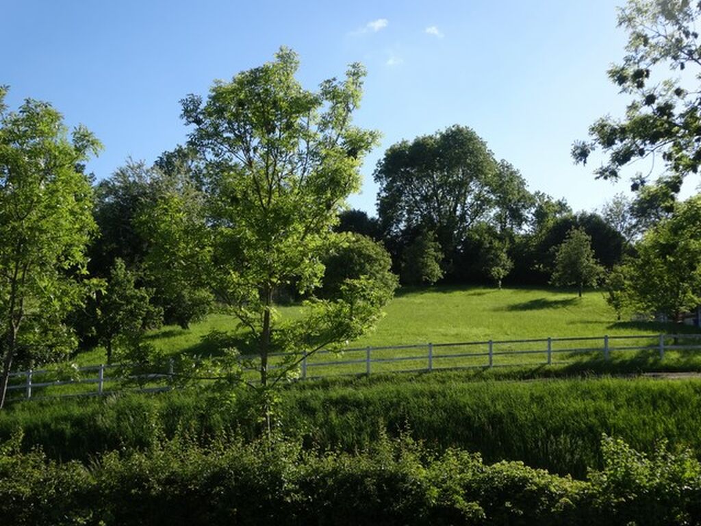 MAISON EN PIERRES ET COLOMBAGES Proche Cambremer, Pays d'Auge