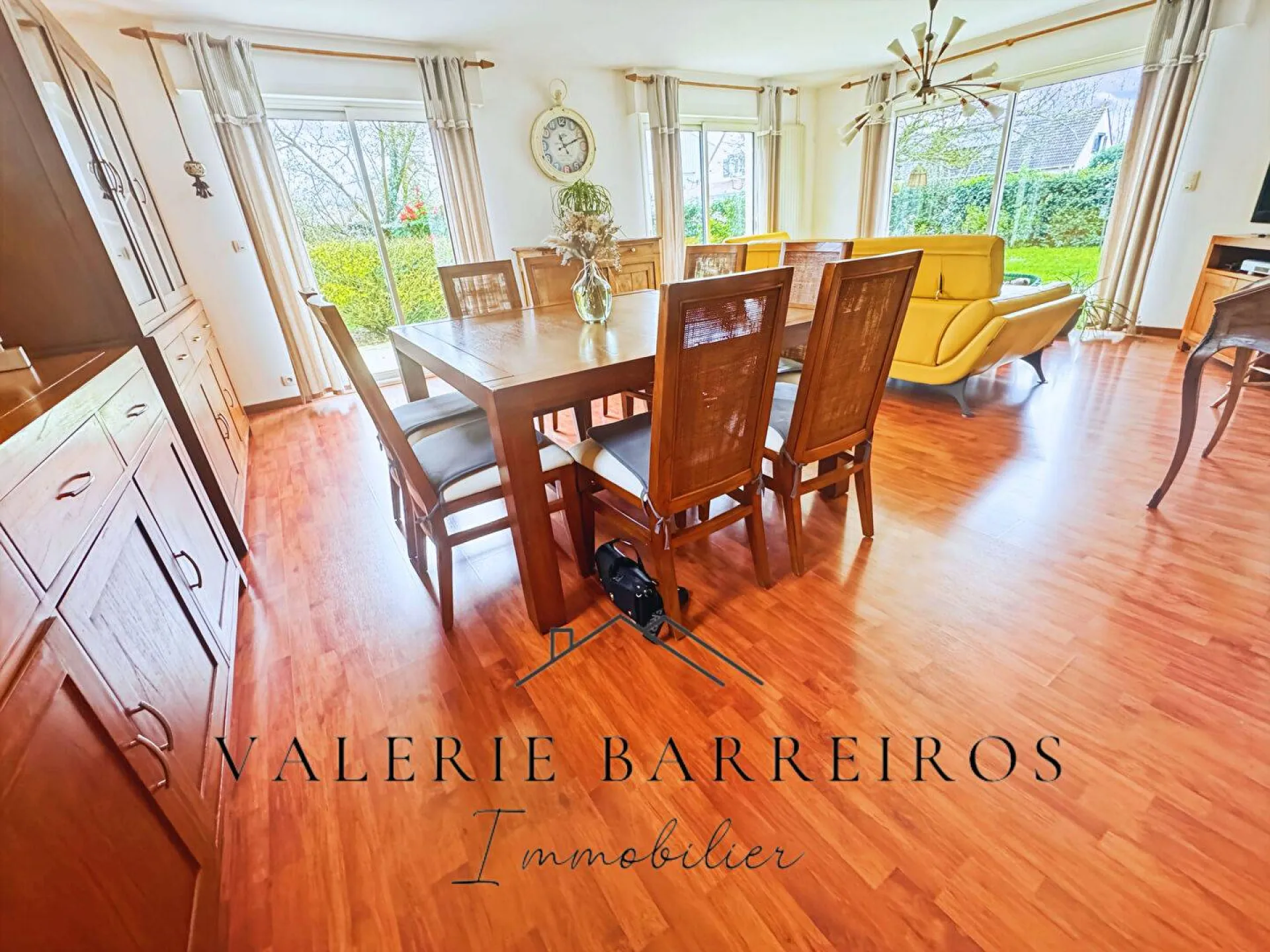 Charmante maison de 120 m² édifiée sur un terrain de 577 m² à vendre sur la commune de TOURVILLE LA RIVIERE 76410