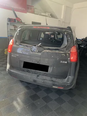 Lunette arrière cassé