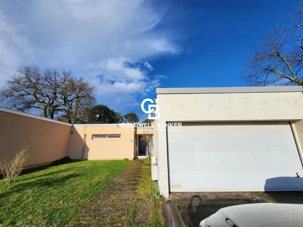 Maison familiale avec jardin et garage à Pessac