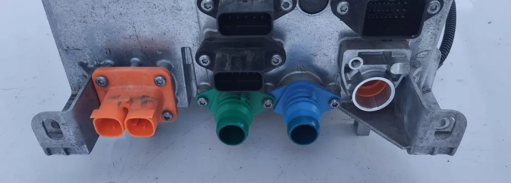 module HCU1 sur Peugeot 508 Hybrid4 A