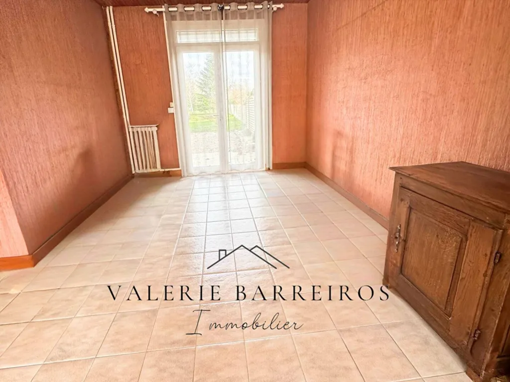 A acheter charmante maison de 110 m² sur un terrain de 720 m² sur la commune de ST AUBIN LES ELBEUF 76410