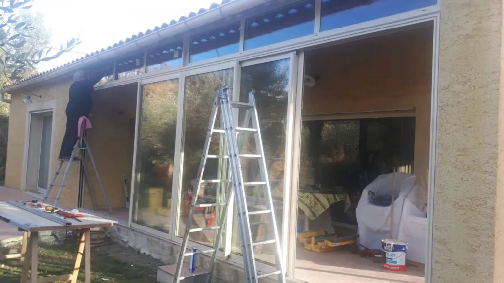Installation baie coulissante Fauconnaise de pose