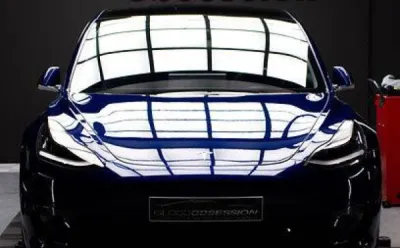Réalisation d'une protection céramique sur une voiture de luxe : comment ça se passe chez Gloss Obsession à St Avé (56)?