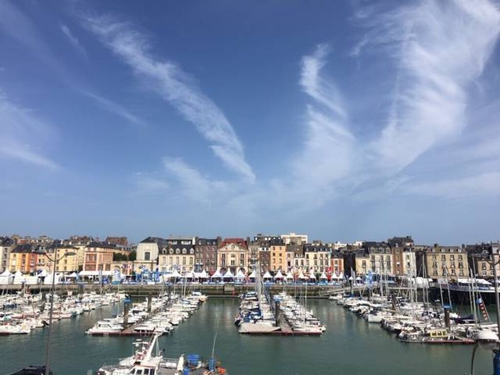 Recherche appartement vue port et mer