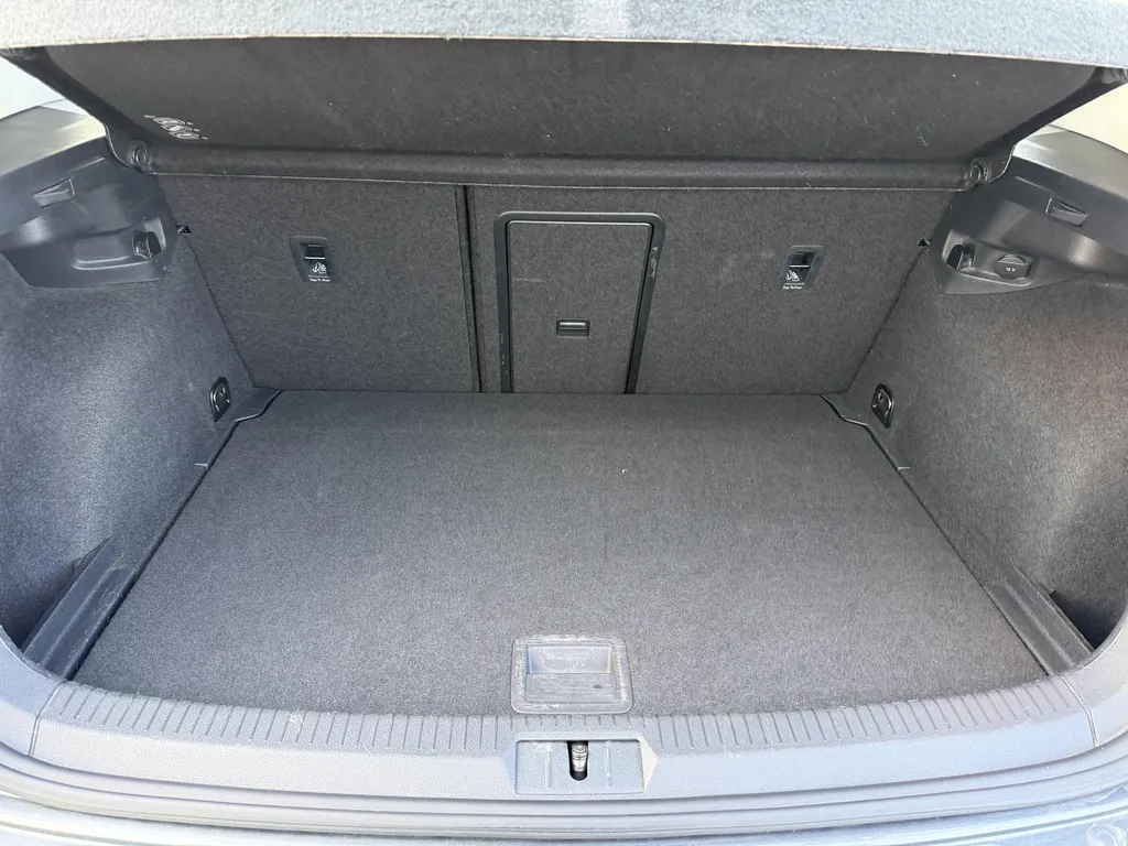 Achat voiture occasion près du Havre : découvrez cette Volkswagen Golf 1.6 TDI 115 First Edition en Normandie