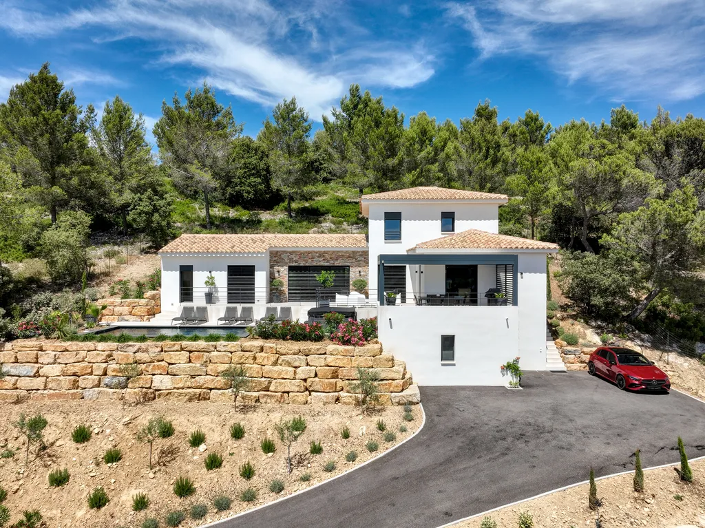 Maison contemporaine haut de gamme 