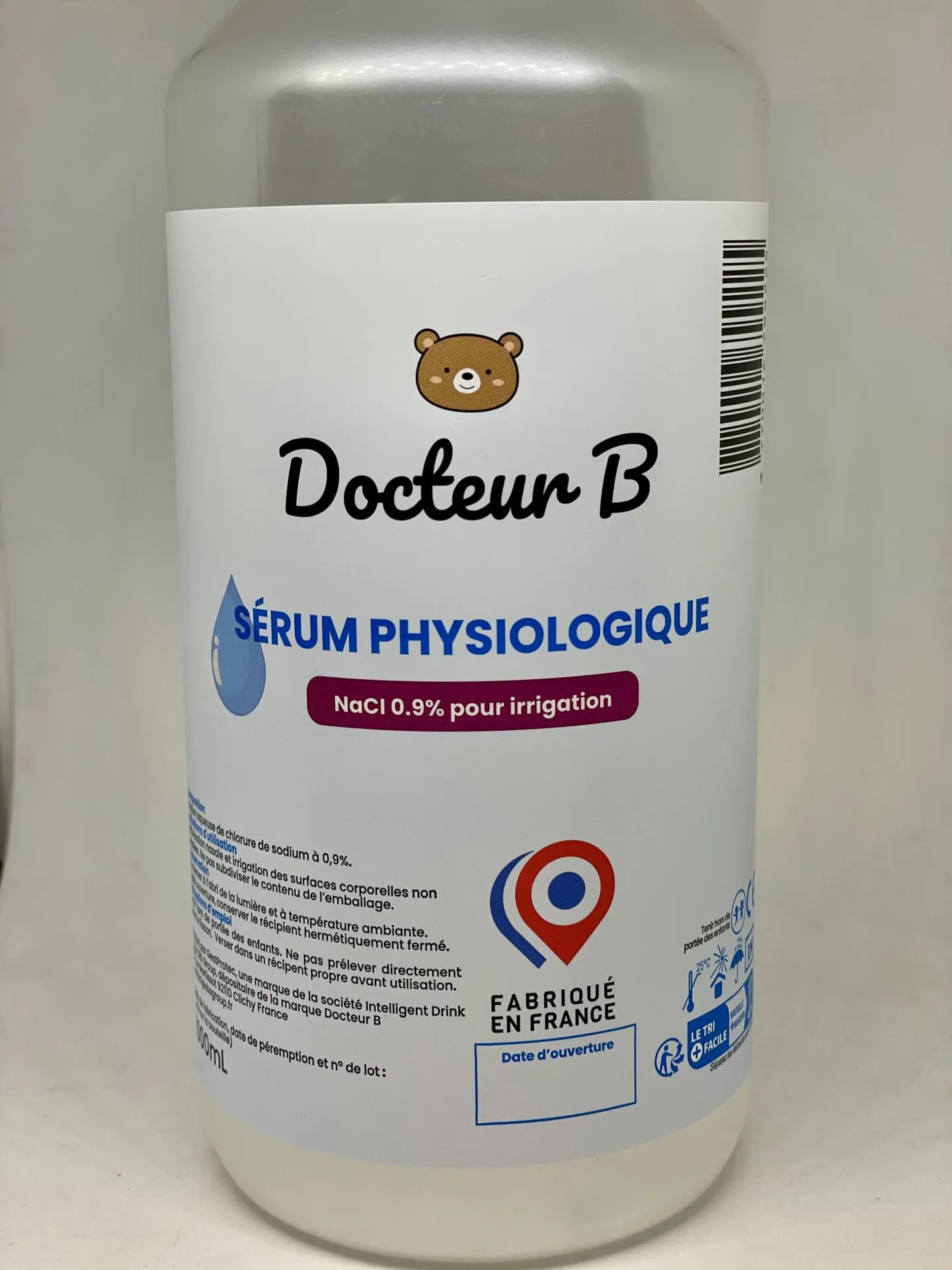 serum physiologique en flacon en pharmacie