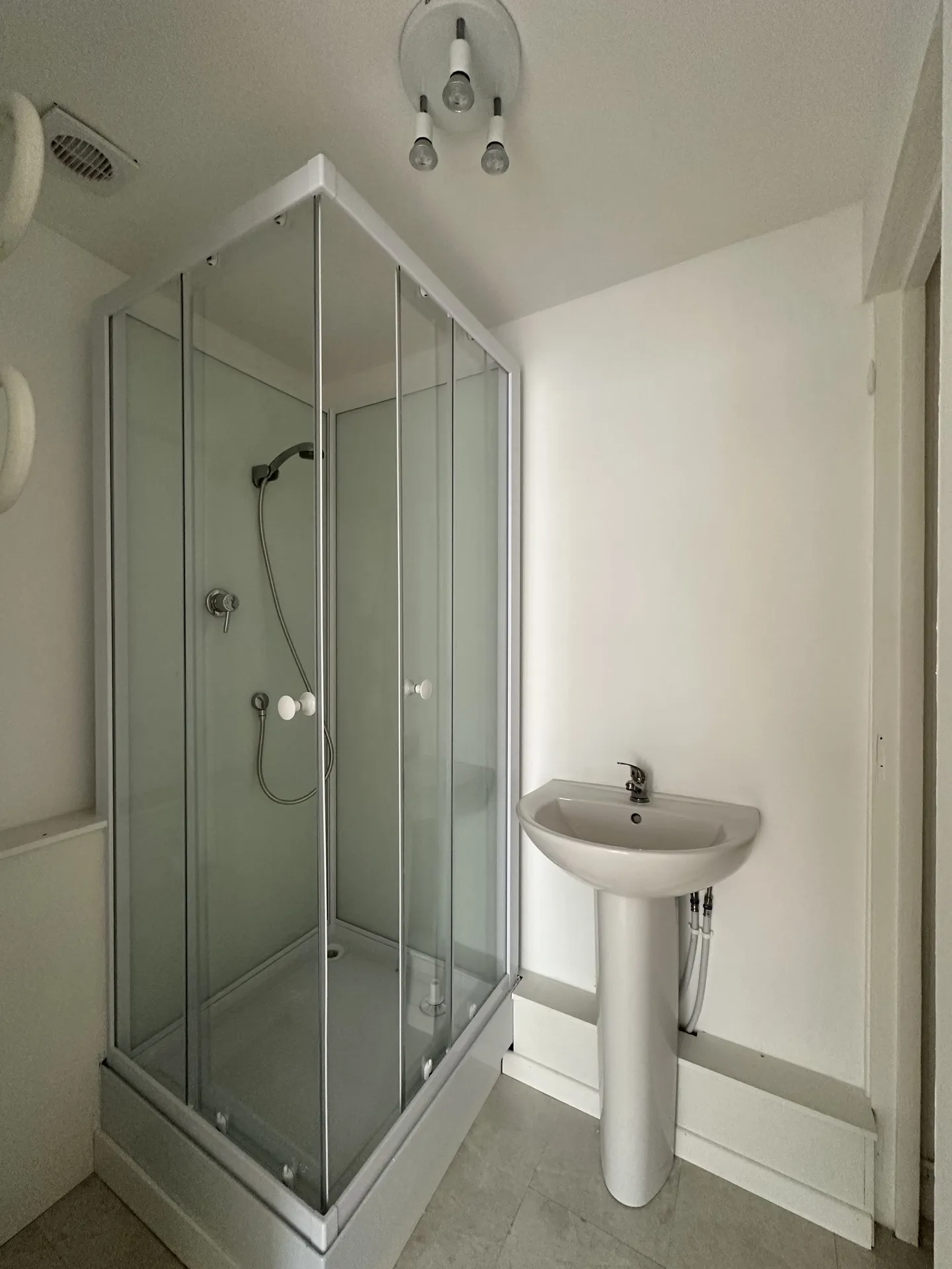 Appartement de 25.54m² carrez, entre la plage et le port de Dieppe, Normandie.