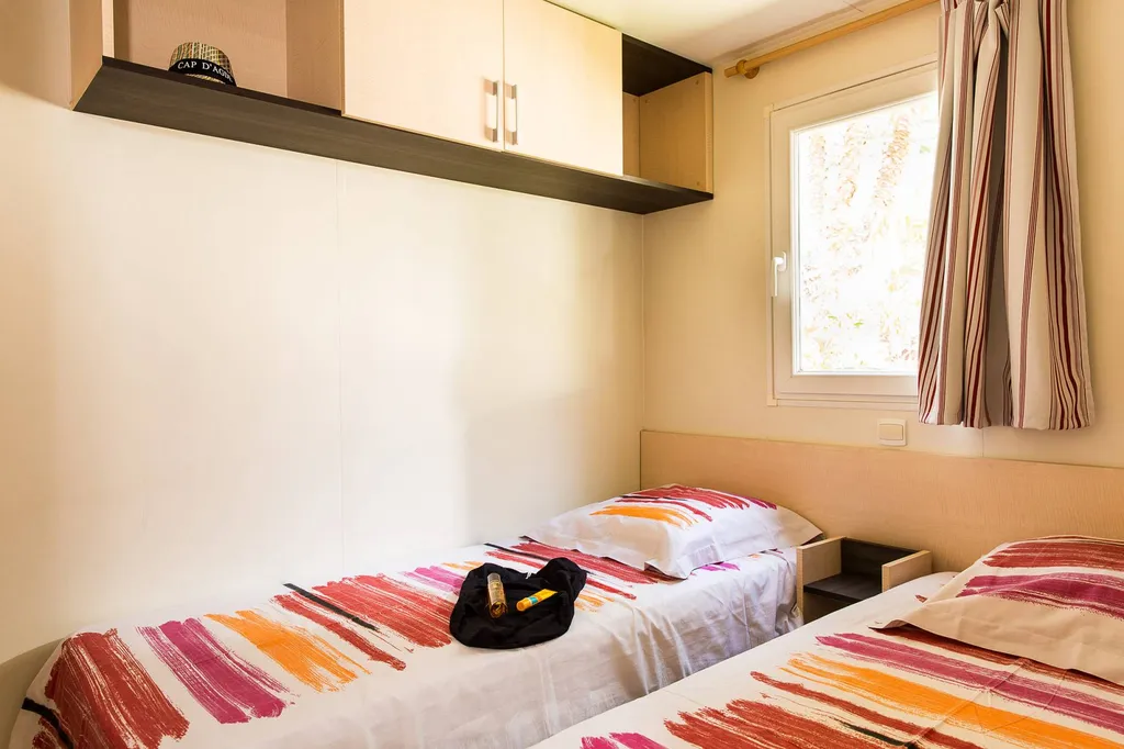 Location de mobil home 4 à 6 couchages climatisé à Valras bord de plage