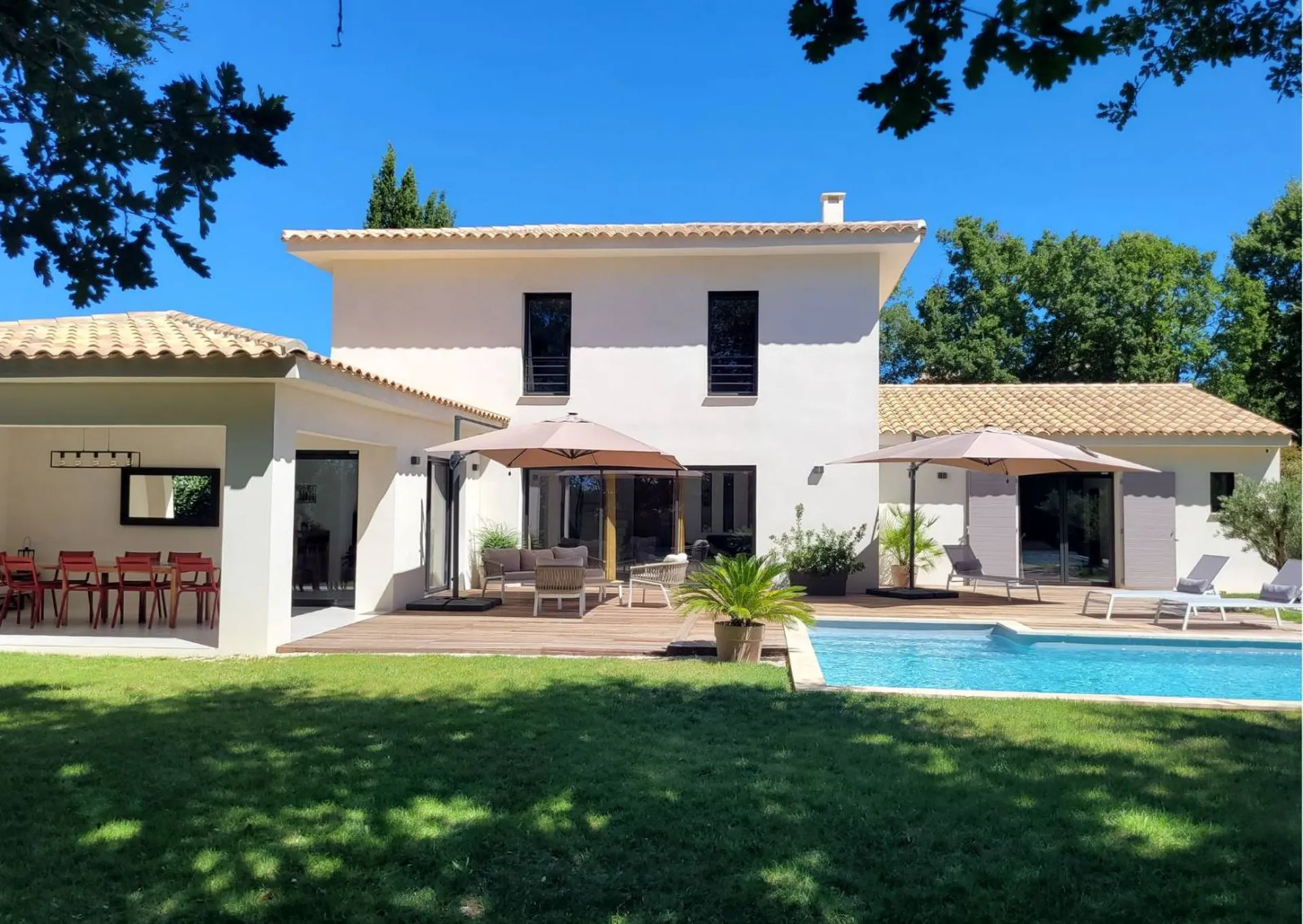 Construction d'une maison contemporaine sur la commune de Venelles, dans les Bouches du Rhône