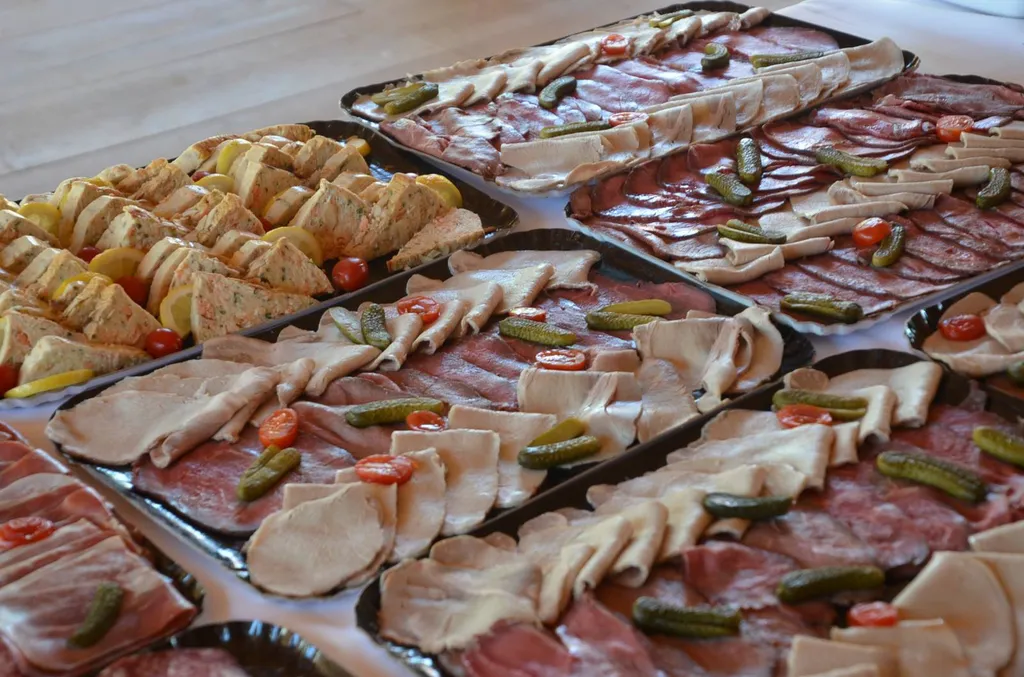 VOS BUFFETS D'ENTREPRISE AVEC ARTHUR, TRAITEUR EN REGION RHÔNE-ALPES