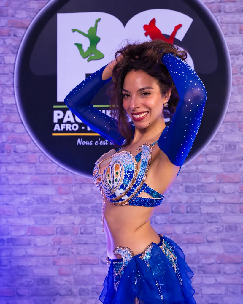 Découvrez la danse orientale à Marseille 14e – Cours adultes avec Ghania