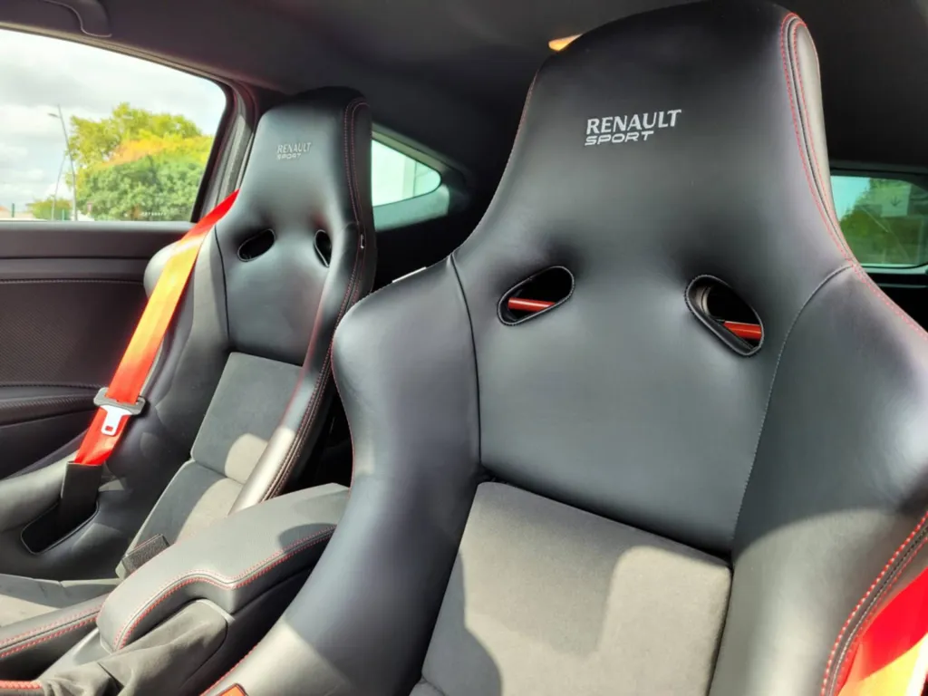 RENAULT MÉGANE III RS OCCASION 2.0T 275 TROPHY-R A PLAISANCE DU TOUCH PRÈS DE TOULOUSE EN OCCITANIE