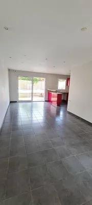 louer maison ou appartement avec extérieur et garage à Bordeaux proche Le Bouscat