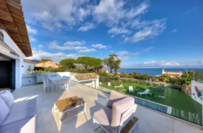 Villa 8 pièce(s) 4 chambre(s) 175 m² Les Issambres (83380)