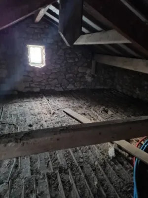 Rénovation énergétique avec isolation soufflée à La Roque d'Anthéron