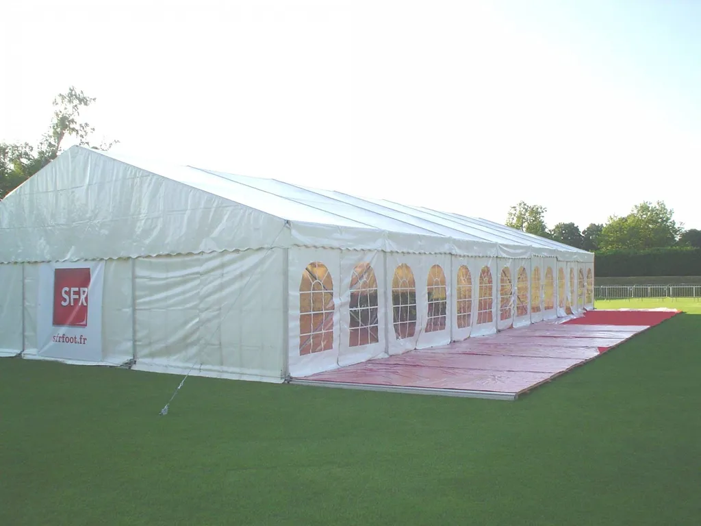 Location Chapiteau & Grande Structure 108 m² (6x18 m) - Réceptions & Cocktails
